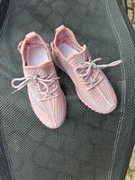 NEUE Turnschuhe Gr. 36 atmungsaktiv Brandenburg - Kyritz Vorschau