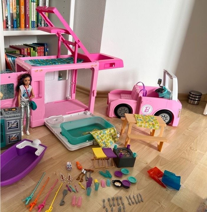 Barbie Camper in Alfter