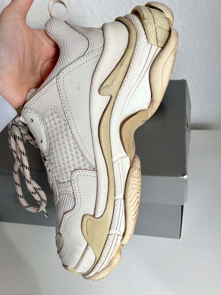 Balenciaga Triple S Sneaker❤️Gr. 38 in Darmstadt