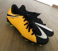 NIKE Kinder Stollenschuhe Fußballschuhe Gr. 33,5 NEU Niedersachsen - Jever Vorschau