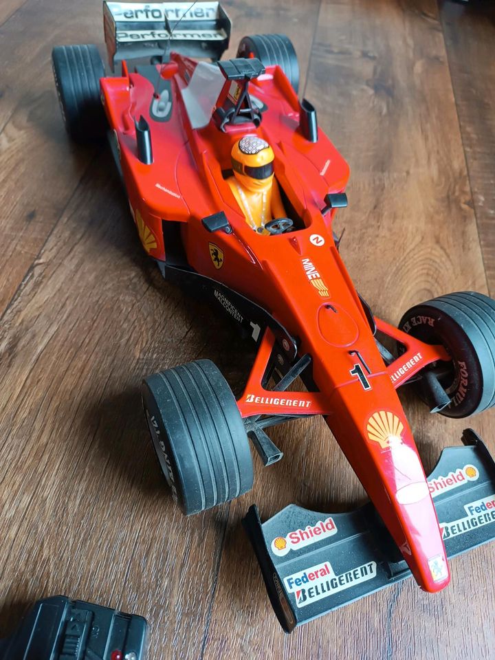 Ferrari Sammler RC Ferngesteuert Schumacher Formel 1 F1 in Radevormwald