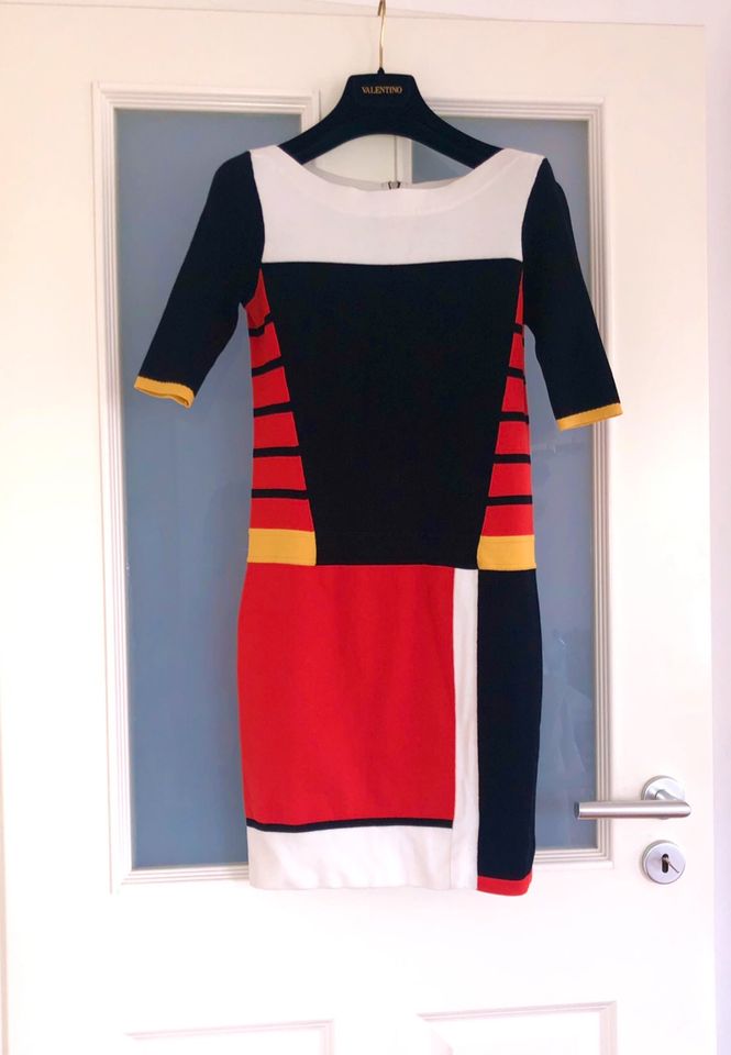 Tolles KAREN MILLEN Strickkleid Color Blocking 34-36 Np 169€ 1A in Poing