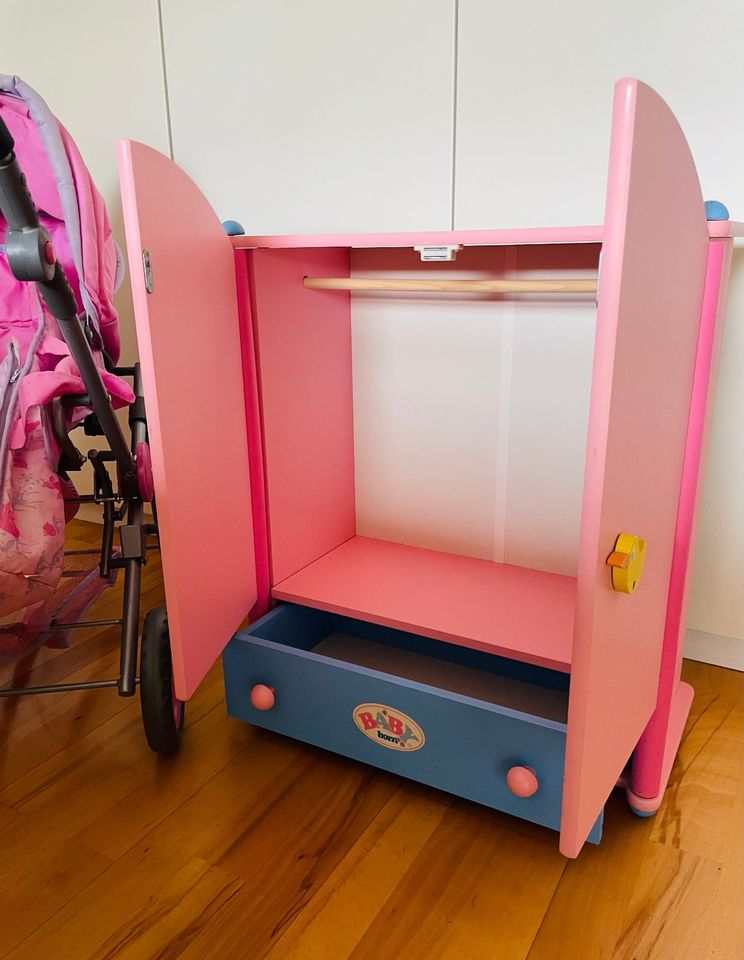 Baby Born Kleiderschrank Puppenschrank / Puppenwagen Kinderwagen in Maintal