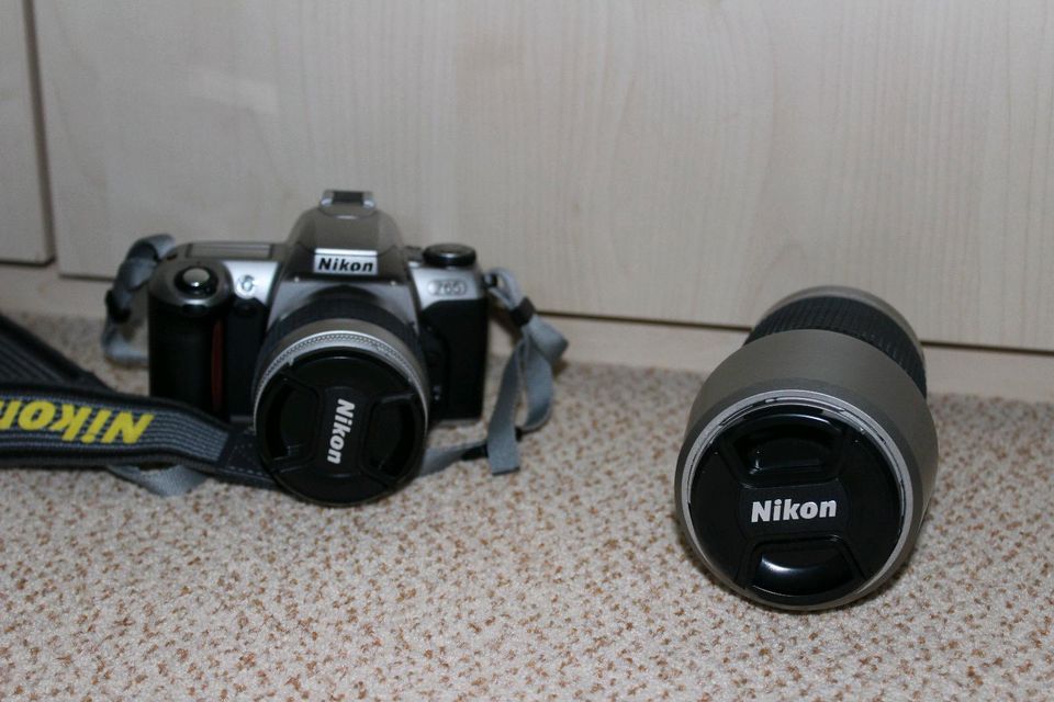 Spiegelreflexkamera Nikon F65 in Fürth