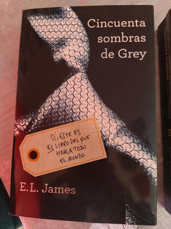 Trilogía "Cincuenta sombras de Grey" auf Spanisch in Dresden