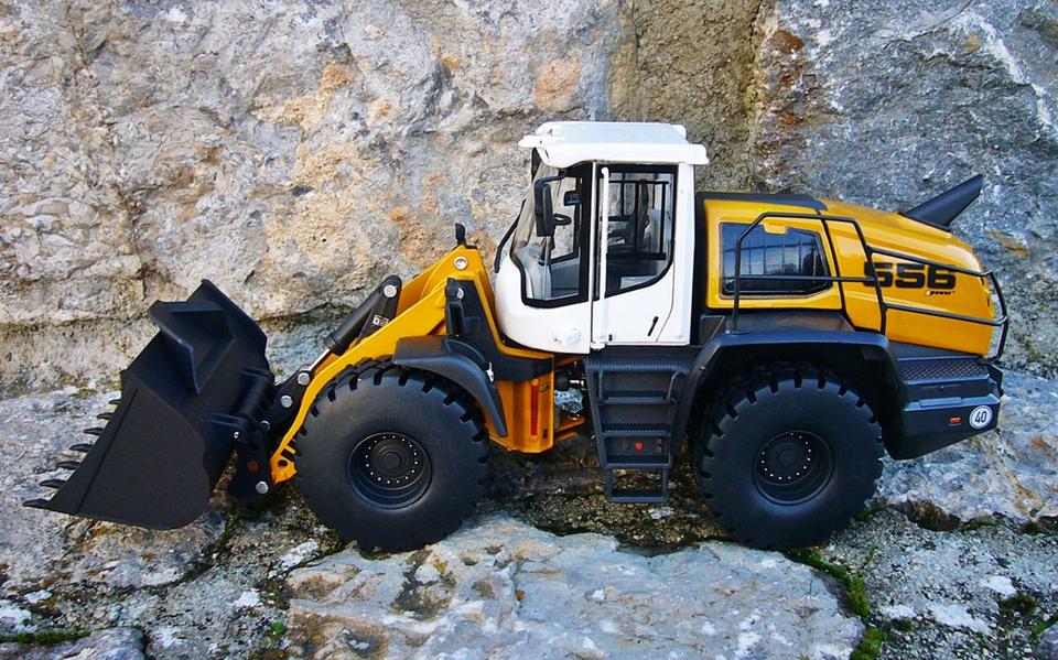 WIKING Liebherr Radlader L 556 XPower, M 1:32, Spur 1, # 077840 in Wonfurt
