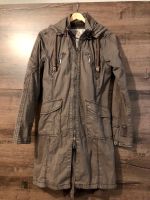 Hübsche Khujo Jacke Anorak Gr. M Rheinland-Pfalz - Walsdorf Eifel Vorschau