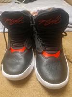 Nike Air Jordan Max Aura 4 Große 38 EU Schuhe Sneaker Nordrhein-Westfalen - Werdohl Vorschau