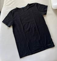 Tommy Hilfiger T-Shirt in schwarz Gr.M Bayern - Poing Vorschau