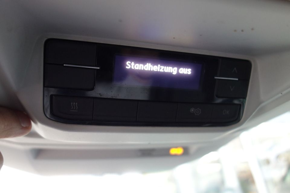 Volkswagen Crafter 2,0 TDI 30 L2H2 LED/STDHZG/AHK/NAVI/KAM in Vogelsdorf