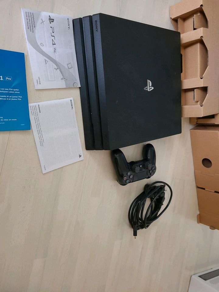 PS 4 Pro, PlayStation 4 Pro 1 GB in Türkenfeld