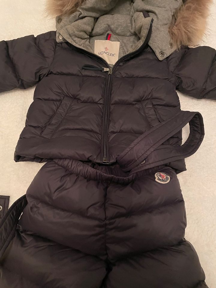 Moncler Daunenjacke und daunenhose 18/24 Monate in Hamburg