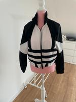 Adidas Übergangsjacke in 38 Lübeck - Kücknitz Vorschau