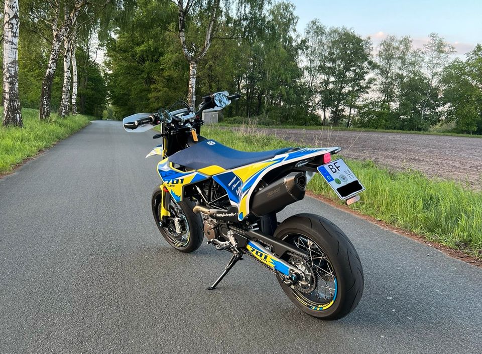 Husqvarna 701 4967KM 06/2022 (Supermoto/SM) in Emsdetten