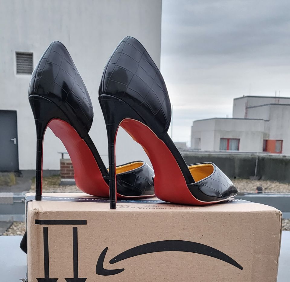 Sexy High Heels 12cm Stiletto Pumps Schwarz Leder Karomuster 43 in Berlin