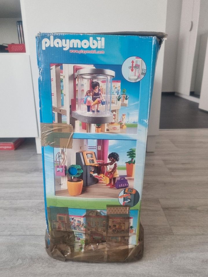 Playmobil Shoppingcenter in Berlin