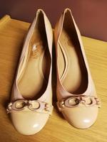 Pumps COACH Leder, Gr US 6,5, beige Sachsen - Markkleeberg Vorschau