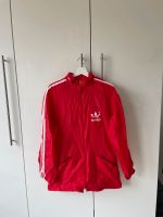 Rote Traningsjacke von Adidas Niedersachsen - Bilshausen Vorschau