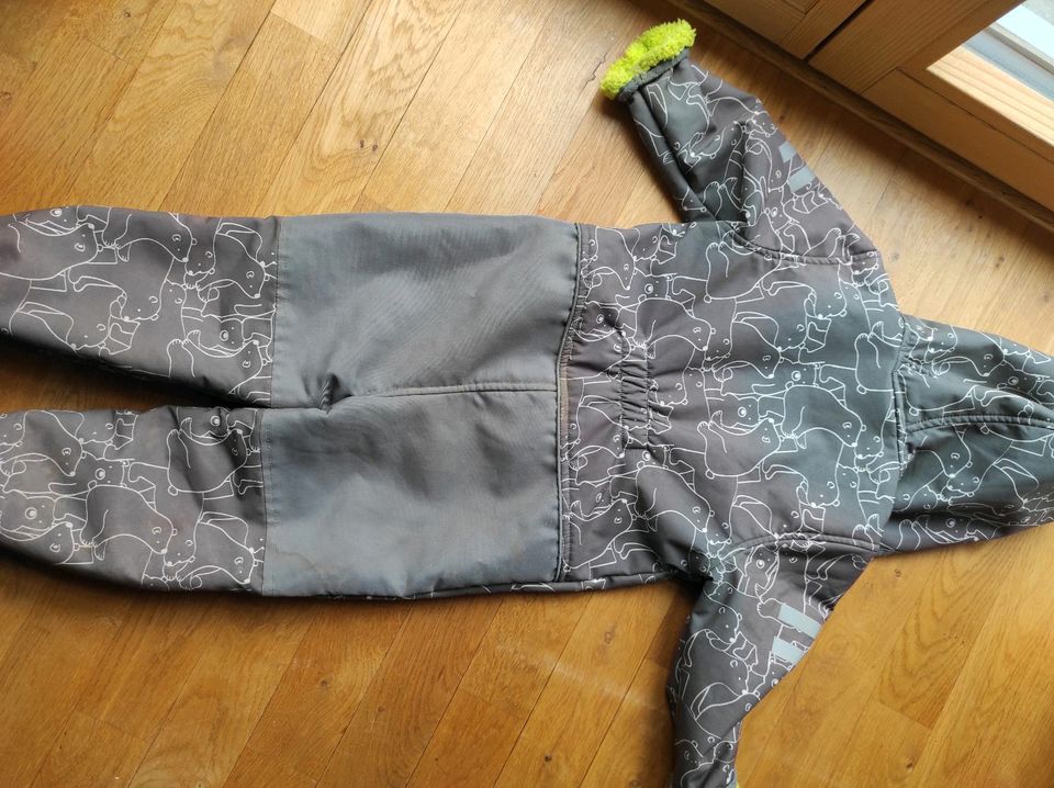 Softshell Anzug 92 - Reißverschluss defekt! in Dinkelsbuehl
