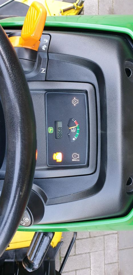 John Deere X540 Aufsitzmäher Wassergekühlt  Servolenkung in Neumünster