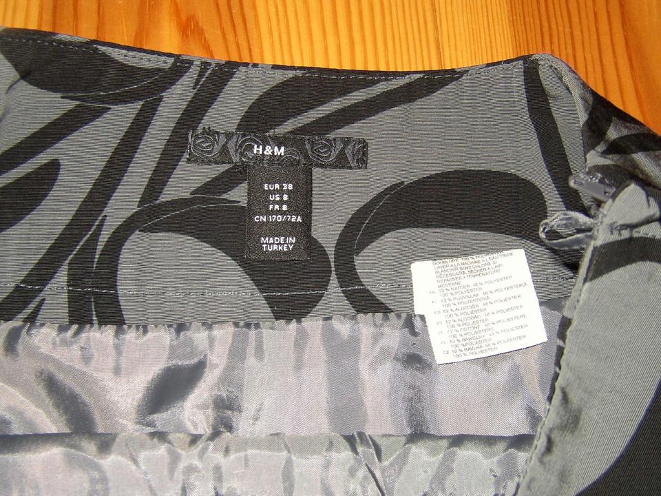 H & M Rock Gr. 38 schwarz grau M *NEU* Hennes & Mauritz H&M edel in Berlin