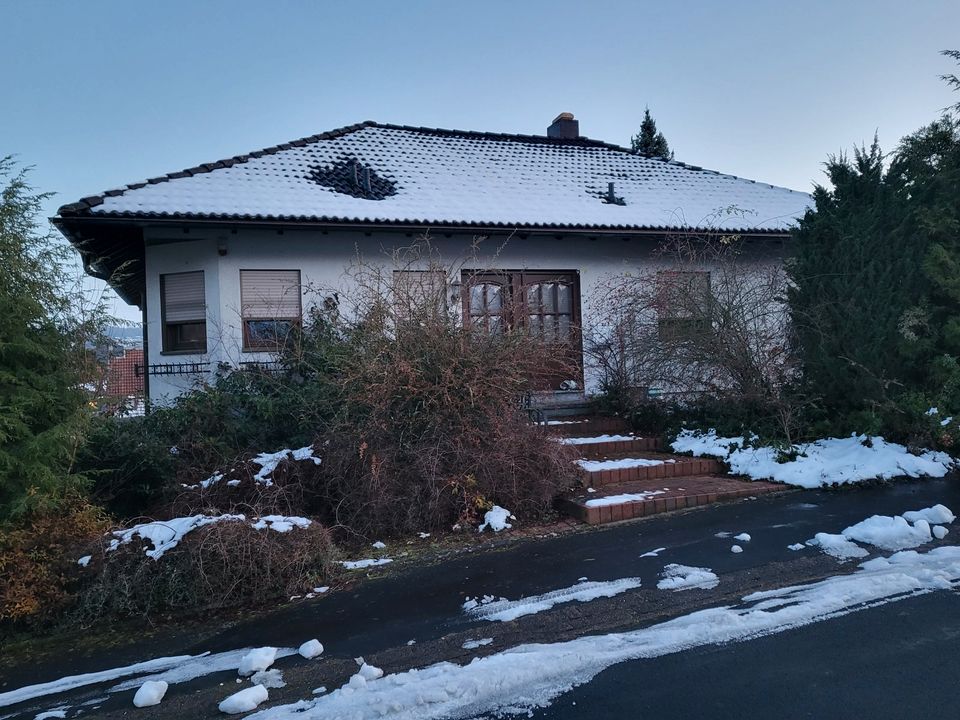 jetzt reserviert "JUNG und GUT" Weber-Haus Bungalow mit Einliegerwohnung Adelebsen in Adelebsen