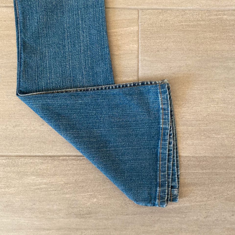 Levis 519 Low Flare W26/L32 Jeans Denim 90er 90s y2k Retro in Gronau (Westfalen)