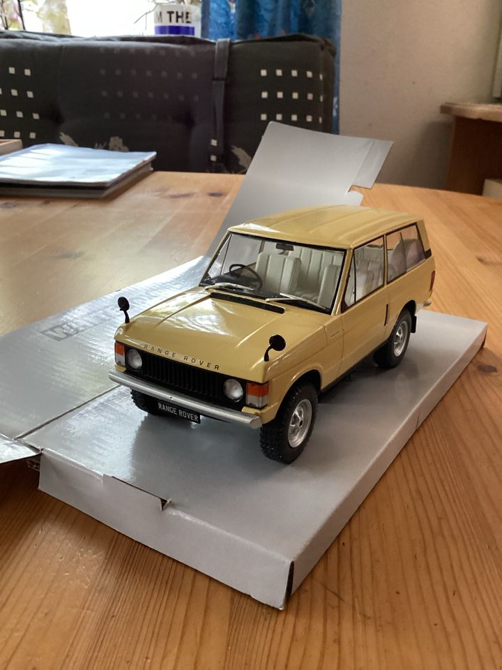 Range Rover 1972 im Maßstab 1:24 neu und OVP in Hamburg