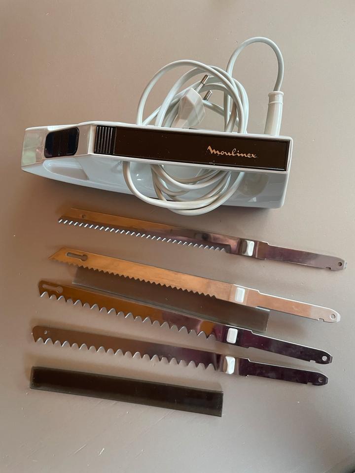 Elektrisches Messer Moulinex Vintage TYP38202 100W neuwertig in Jettingen
