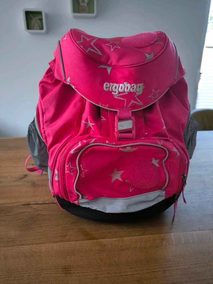 Ergobag CinBärella, pink, Sterne, Grundschule in Solingen