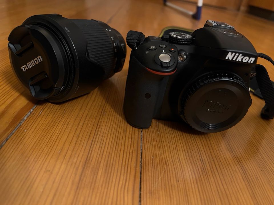 Spiegelreflexkamera Nikon D5300 in Lindau