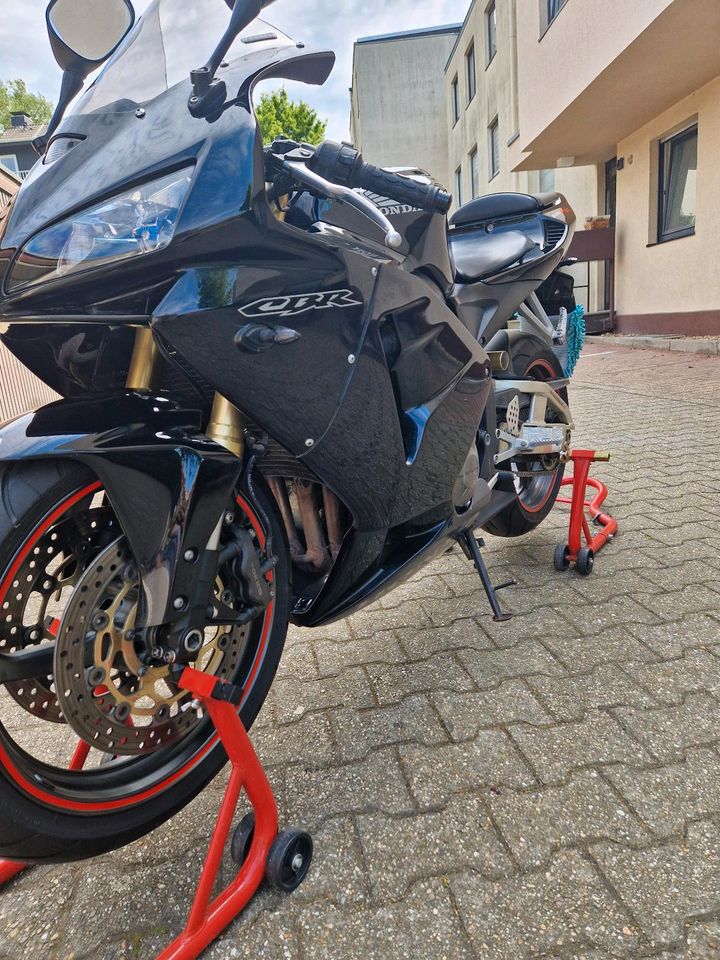 Honda CBR 600 RR PC37 in Düsseldorf