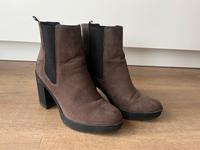 Braune leicht gefütterte Stiefeletten Niedersachsen - Obernkirchen Vorschau