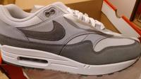 NIKE AIR MAX 1 45 5 PHOTON DUSK / SMOKE GREY Berlin - Neukölln Vorschau