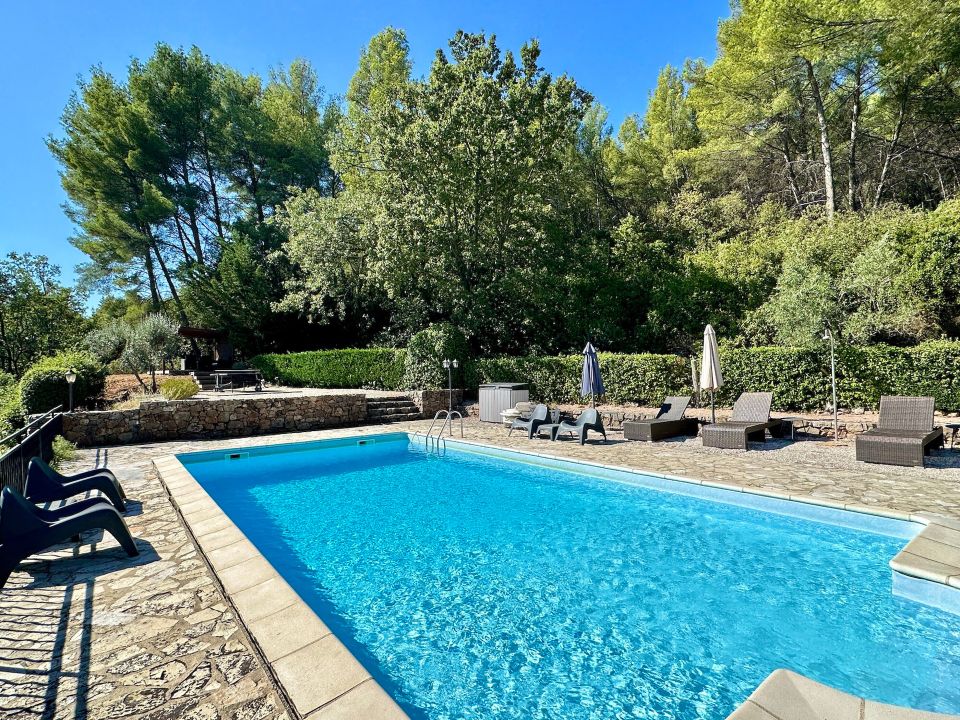 Idyllisches Feriendomizil mit atemberaubendem Ausblick in Draguignan in Saarbrücken