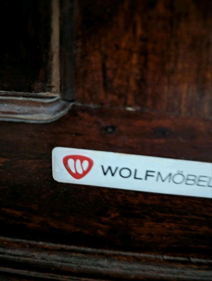 Couchtisch Wolf Möbel Massiv Echtholz Kolonialstil in Berlin