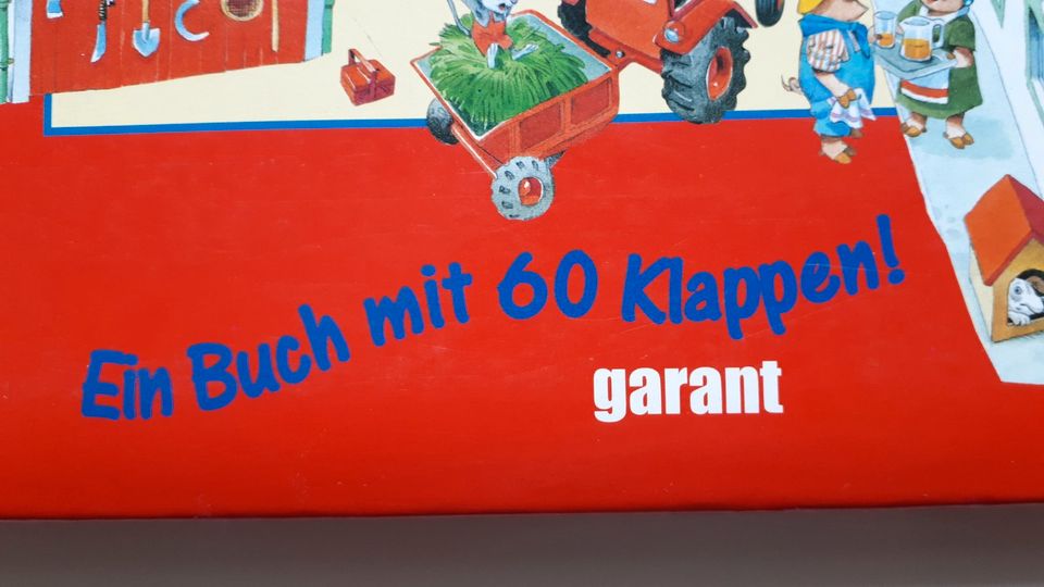 Der Bauernhof Kinder Buch mit 60 Klappen in Berlin