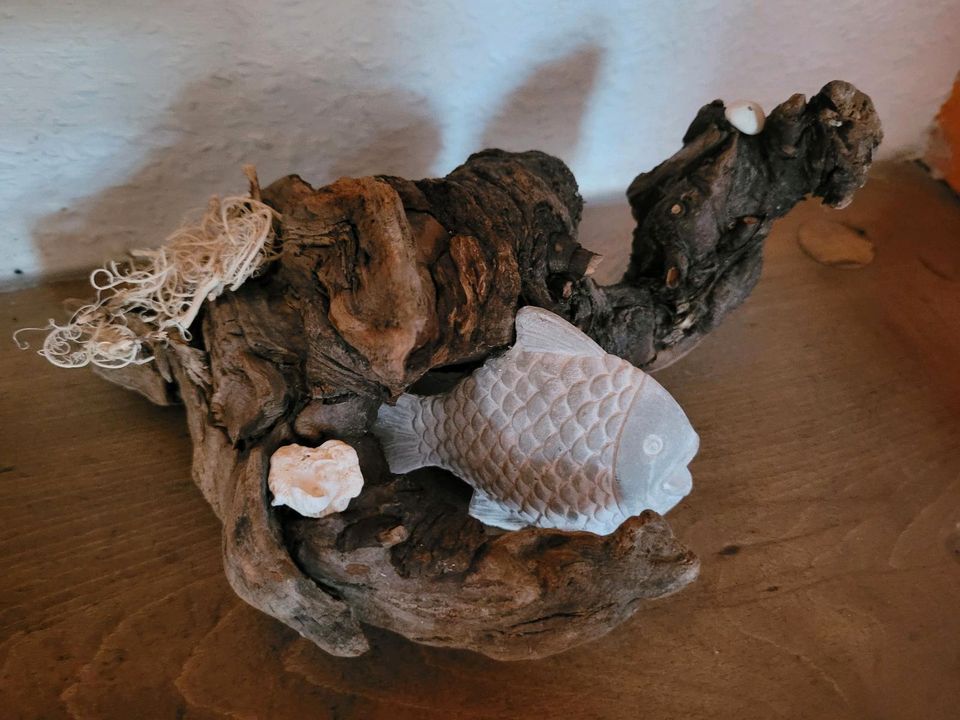 Dekoration Unikat Fisch Holz Handmade Selbstgemacht in Andernach