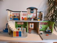 Playmobil City Life Schule inkl. Gong und Aufzug Nordrhein-Westfalen - Ennigerloh Vorschau