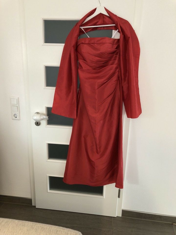 Cocktailkleid; Abendkleid; Kleid; mit Tuch; Größe 42 in Hessen - Niestetal  | eBay Kleinanzeigen ist jetzt Kleinanzeigen