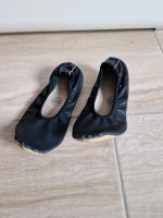 Ballet Schuhe/ Sport Schuhe gr 32 Mecklenburg-Vorpommern - Neukloster Vorschau