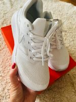 Schuhe Nike Run SWIFT, Gr. 38 Kr. Altötting - Burgkirchen Vorschau