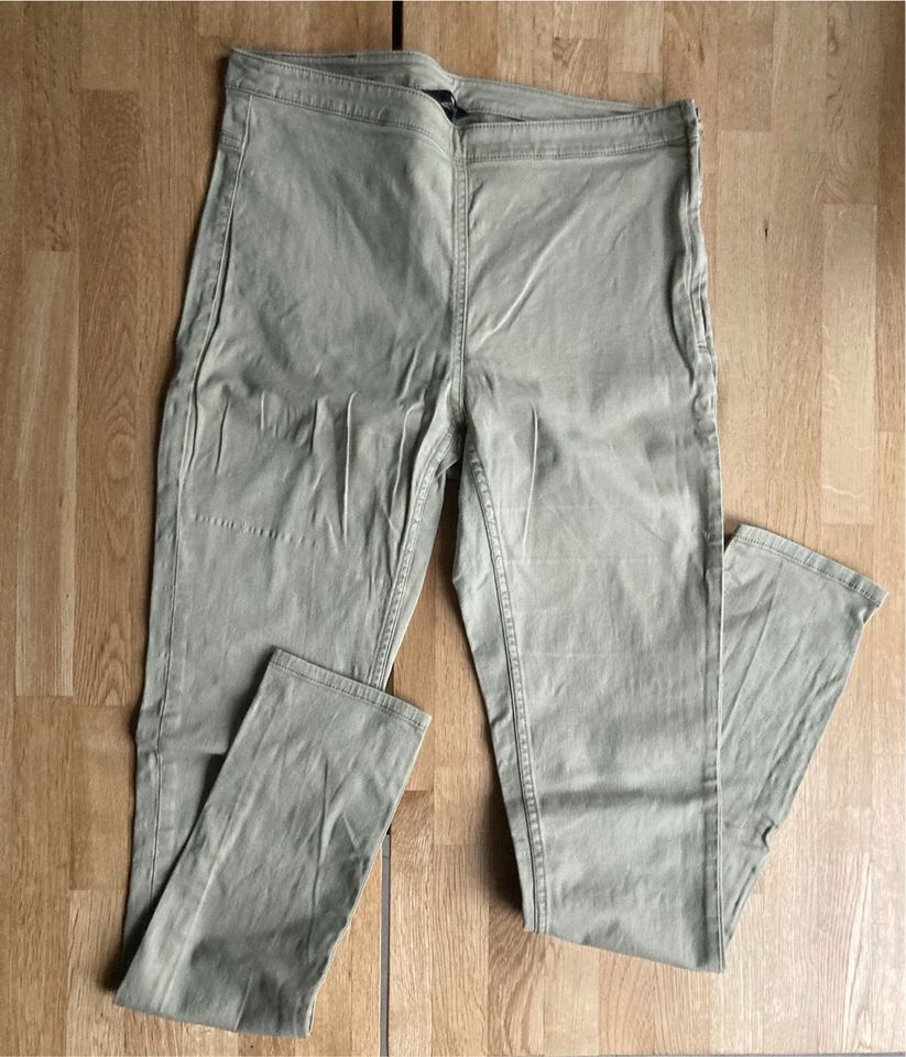 Jeans Hosen Leinen Gr. M / 38 H&M in Bedburg-Hau