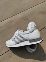 Adidas Schuhe Damen, Gr 43 1/3 Nordrhein-Westfalen - Brilon Vorschau