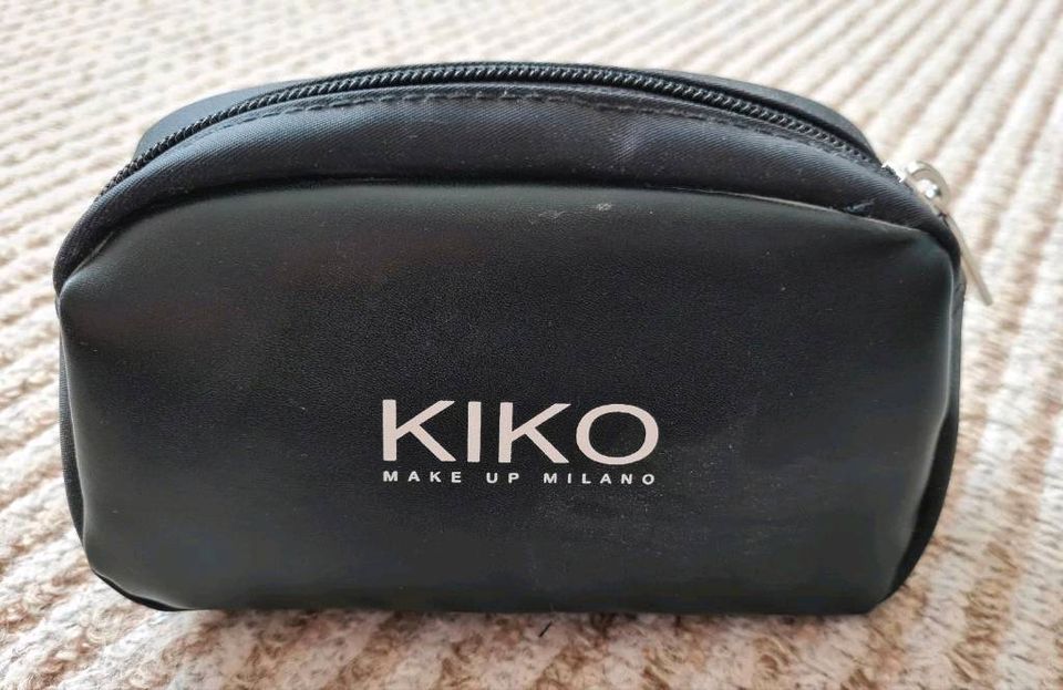 Kiko Kosmetiktasche klein schwarz in Kiel