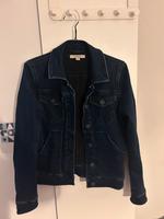 Dunkle Jeansjacke Comme Hamburg-Mitte - Hamburg Hamm Vorschau