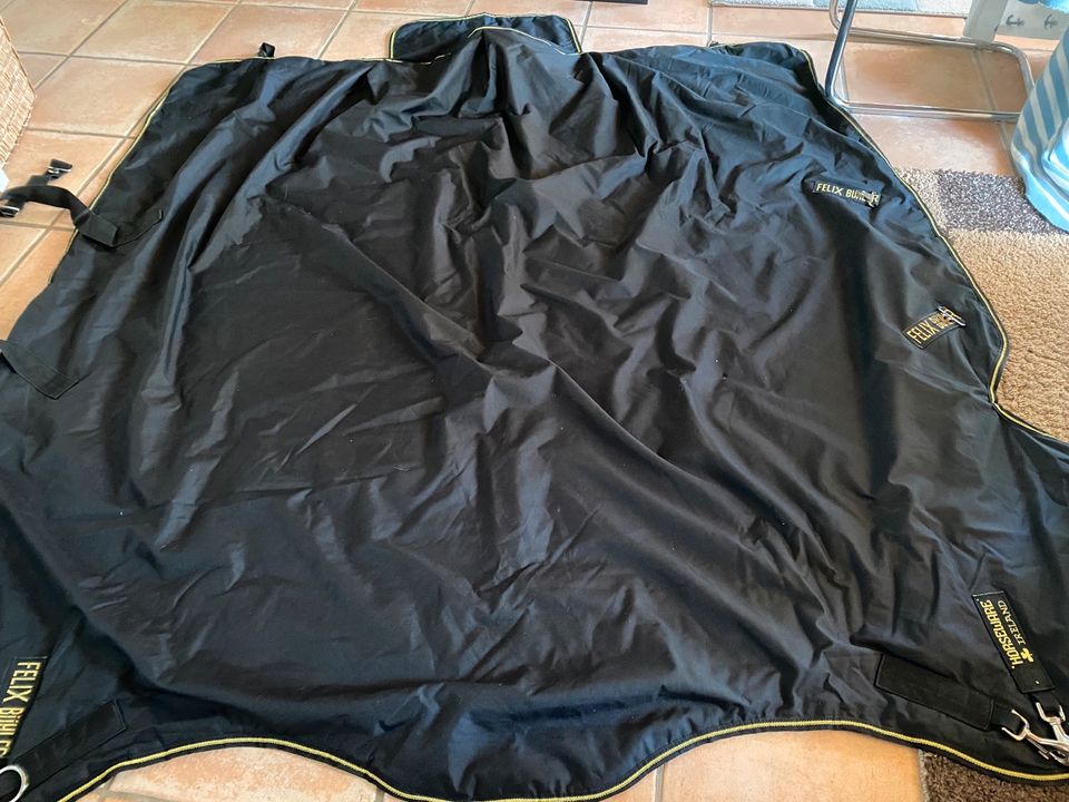 Horseware by Felix Bühler wug 250g 150cm in Dettighofen