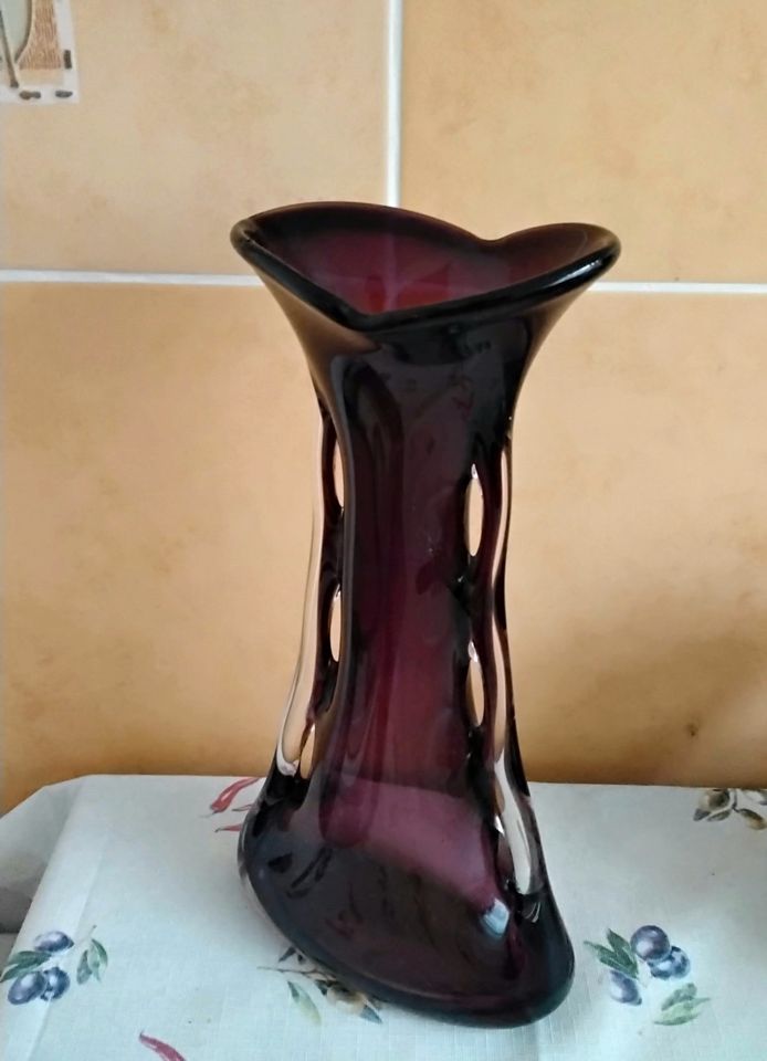 Alte Vase aus Glas 42cm in Berlin