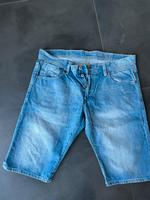 Esprit Herren Bermuda, Shorts Gr. 36, neuwertig Hessen - Reichelsheim (Odenwald) Vorschau