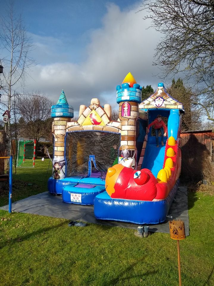 Hüpfburg Vermietung Verleih Geburtstag Kinder Event Garten in Hildesheim